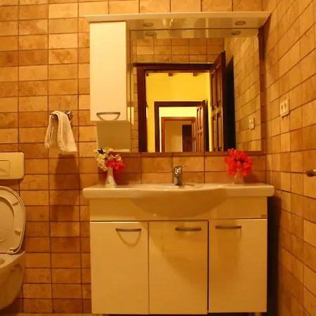 Mandarin Villas *